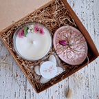 Cofanetto Candela Aromatica e Sapone Rosa