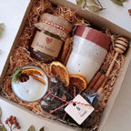 BOX COCCOLE NATALIZIE Regalo di Natale Tazza Miele Candela e Infuso di frutta