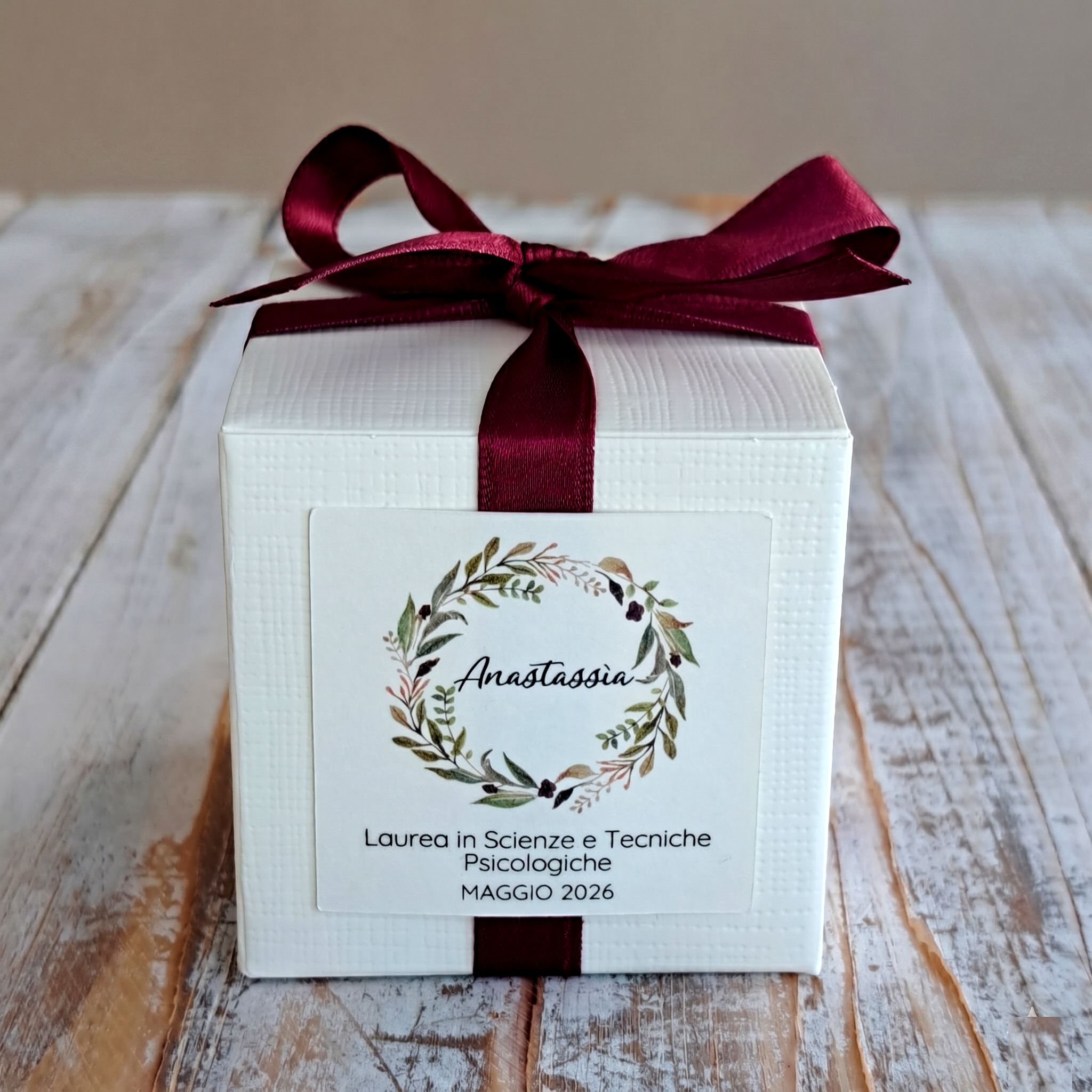 Bomboniera Laurea Miele 50 g Ghirlanda Bordeaux