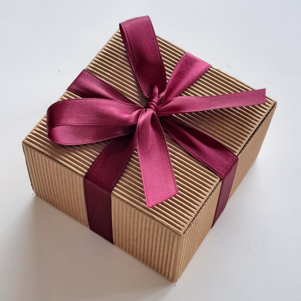 Bomboniera Miele 130 g Rose