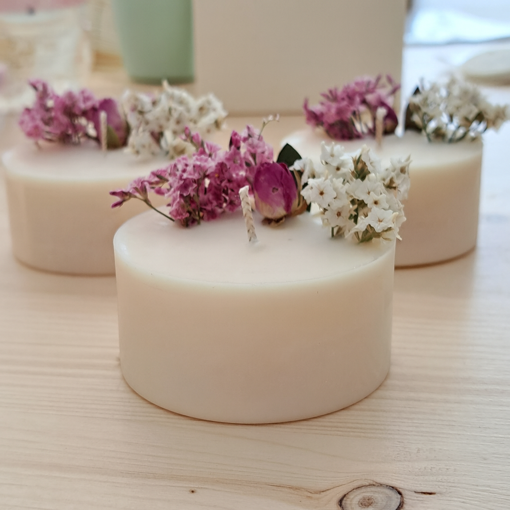 Bomboniera Candela Torta 110 g Bouquet